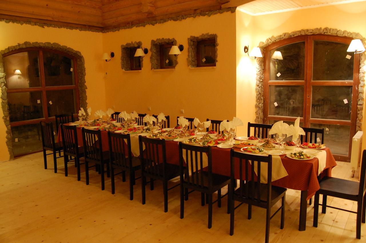 Hôtel Lev à Tukhlya Extérieur photo